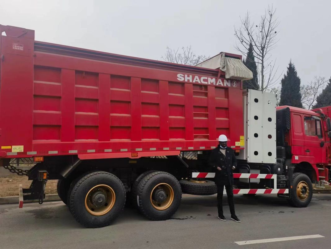 90ton Heavy Dump Truck 6x4 SHACMAN CNG Dump Truck Merah F3000 6x4 380 EuroV