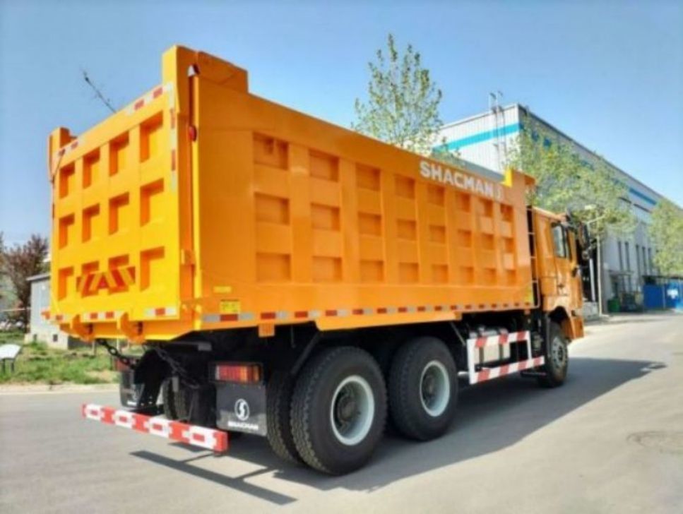 10 Roda SHACMAN F3000 Tipper Truck 6x4 375 EuroV Kuning dengan garansi 24 bulan