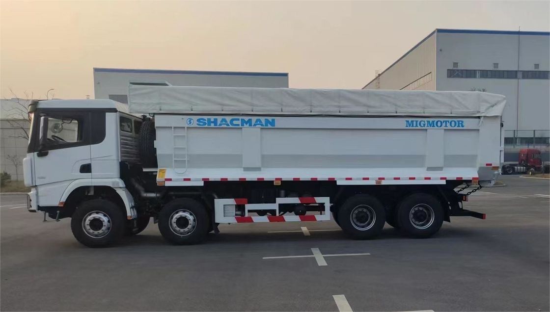 SHACMAN 8x4 440HP EuroV Heavy Dump Truck Putih 20 - 30 Ton Tipper Dump Truck