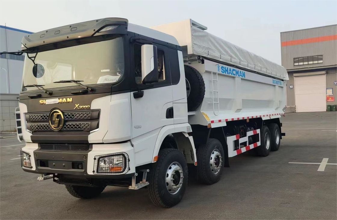 SHACMAN 8x4 440HP EuroV Heavy Dump Truck Putih 20 - 30 Ton Tipper Dump Truck