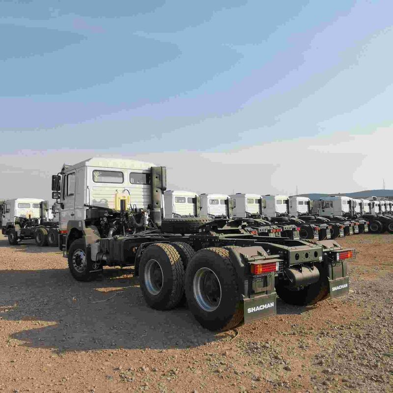 Merah SHACMAN F3000 375HP Euro V 6-Wheel Traktor Kepala 4x2 WEICHAI Mesin