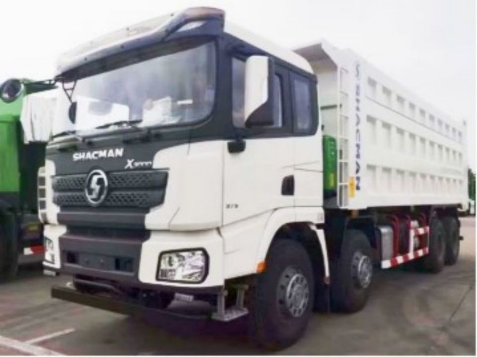 SHACMAN 8x4 440HP EuroV Heavy Dump Truck Putih 20 - 30 Ton Tipper Dump Truck