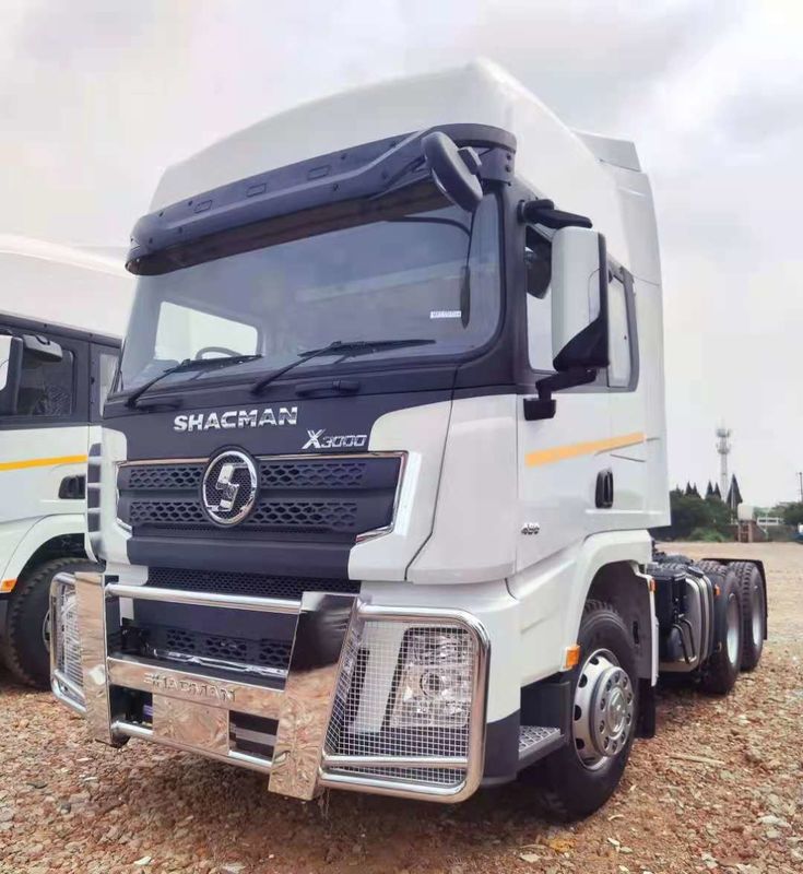 10 Roda 6X4 SHACMAN Traktor Truk X3000 SHACMAN Traktor Untuk Tanzania CUMMINS ISME420 Euro3 55Ton Traktor Truk