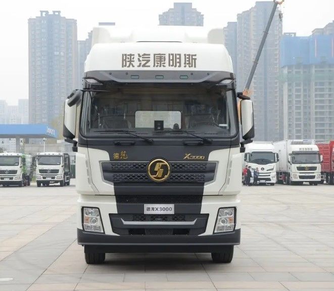 SHACMAN X3000 4x2 Traktor 420HP Double Sleeper Kiri Pengemudi Traktor Truk Untuk Aljazair