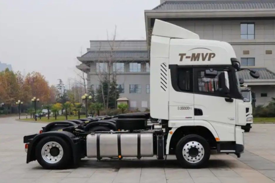 SHACMAN Traktor Truk 6 Roda X3000 4x2 Kiri Pengemudi Double Sleeper Kuat kepala traktor untuk Aljazair
