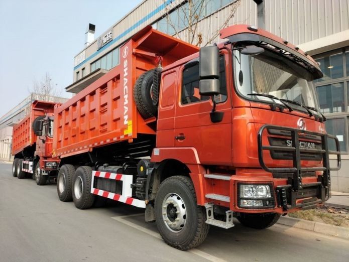20 meter kubik truk dump berat di Klein Biru dengan fitur keselamatan sistem mitigasi tabrakan dan kapasitas tubuh dump